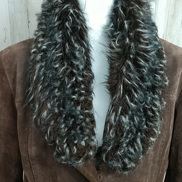 Wilsons Women's Brown Leather Coat - Picture 4 of 8